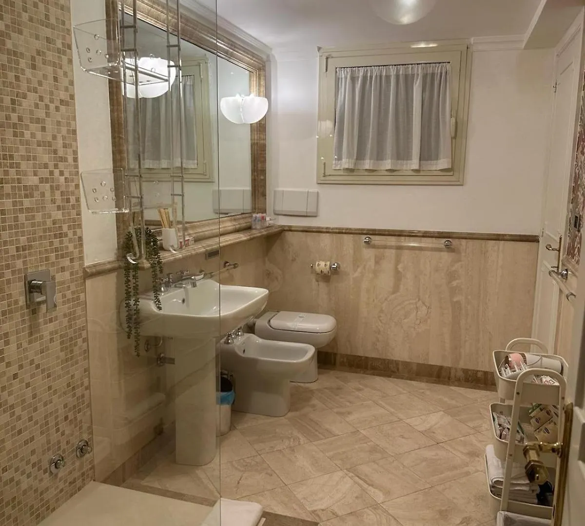 Welcome To Pantheon Rzym Apartament